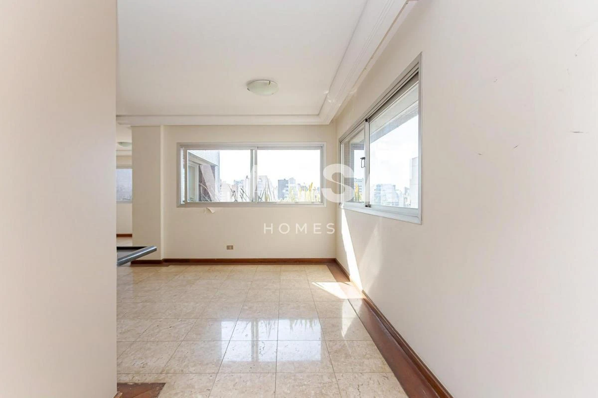 Ванна та 4 спальні: квартира 441 м² — photo 29