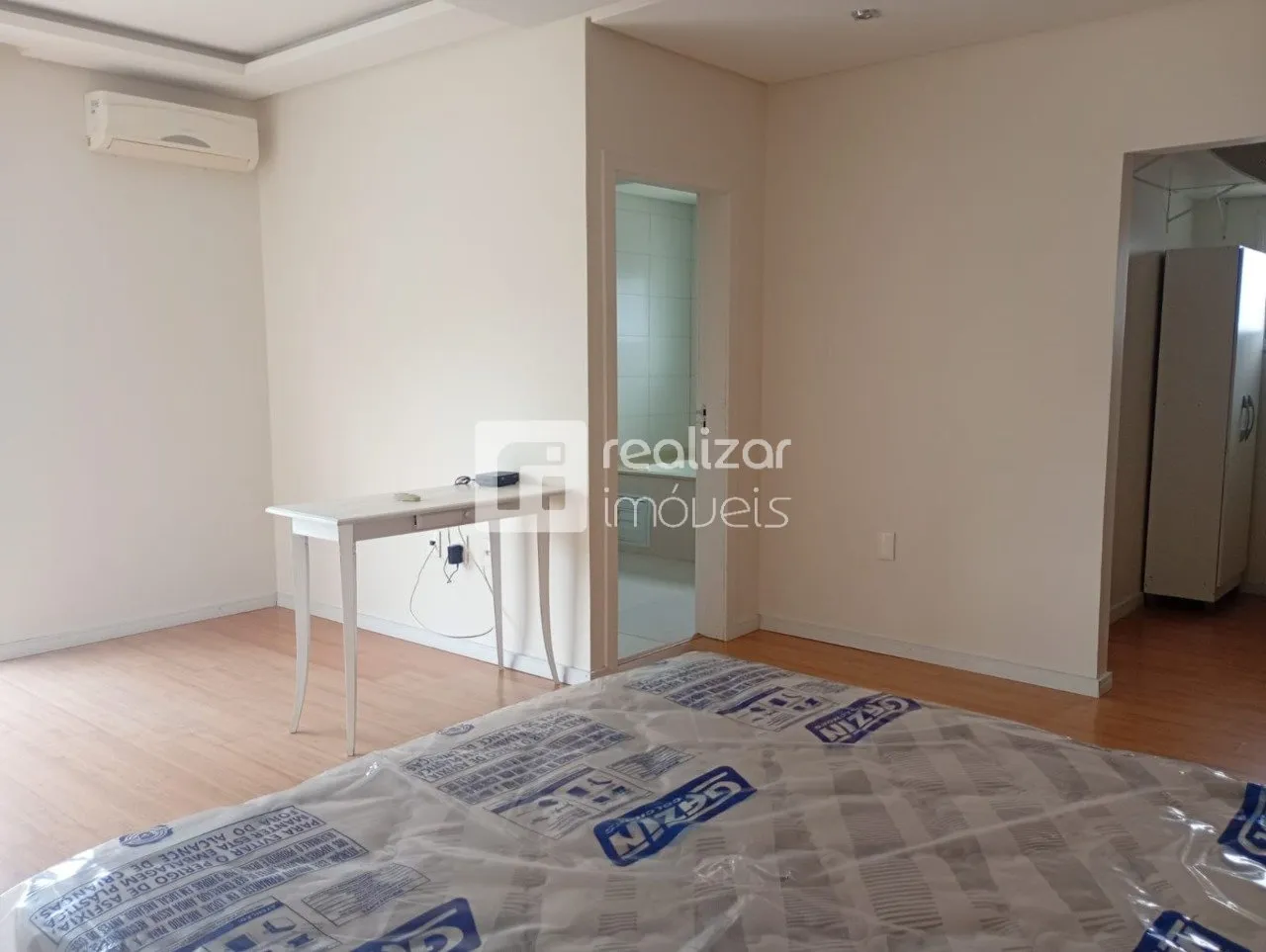 200 m² house with a private pool and a dishwasher — photo 27