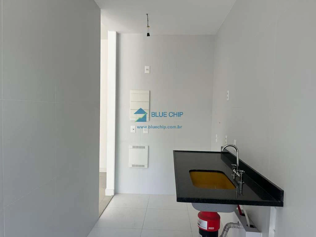 Apartamento sem mobília de 95 m² com varanda — photo 27