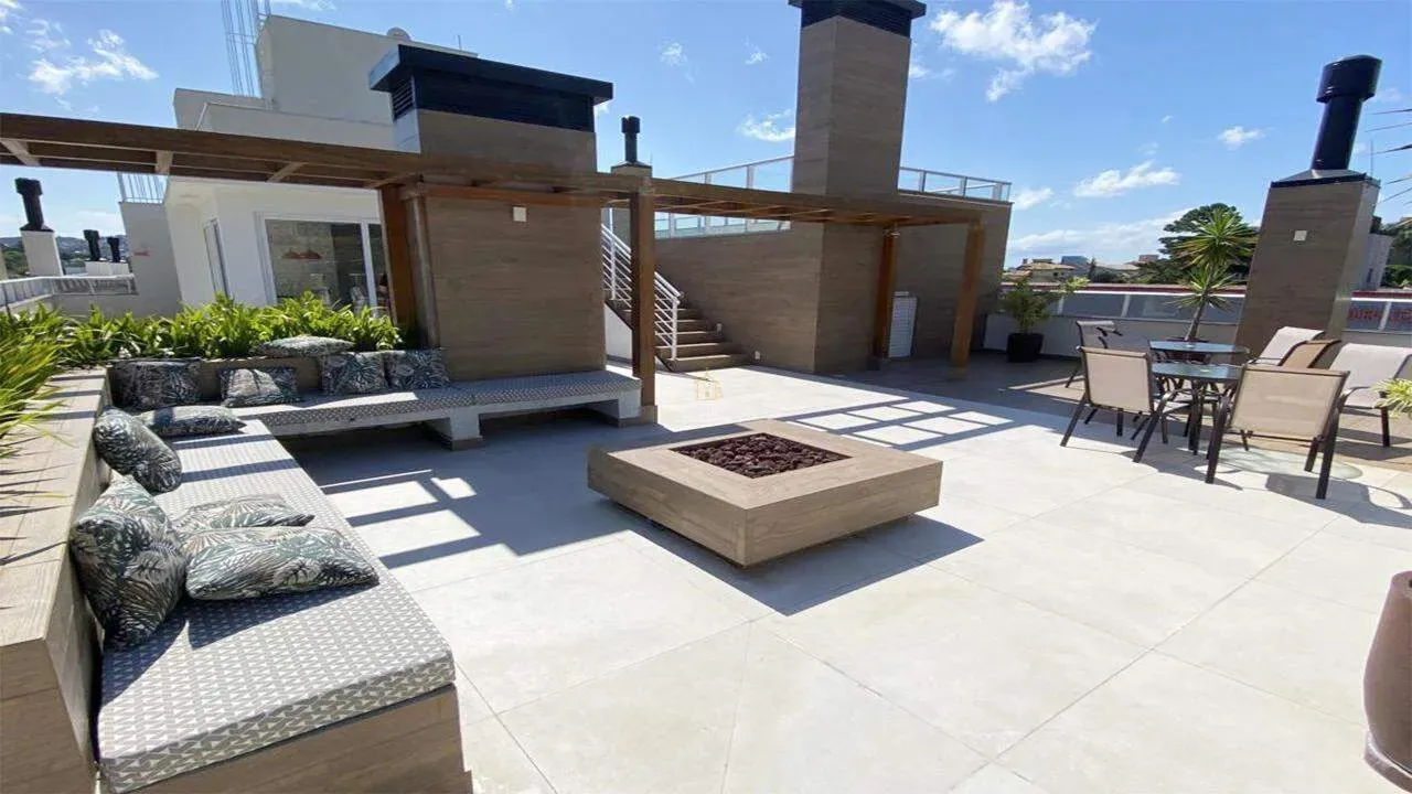 Furnished 1-bedroom apartment with 40 m² and 2 parking spots — photo 8