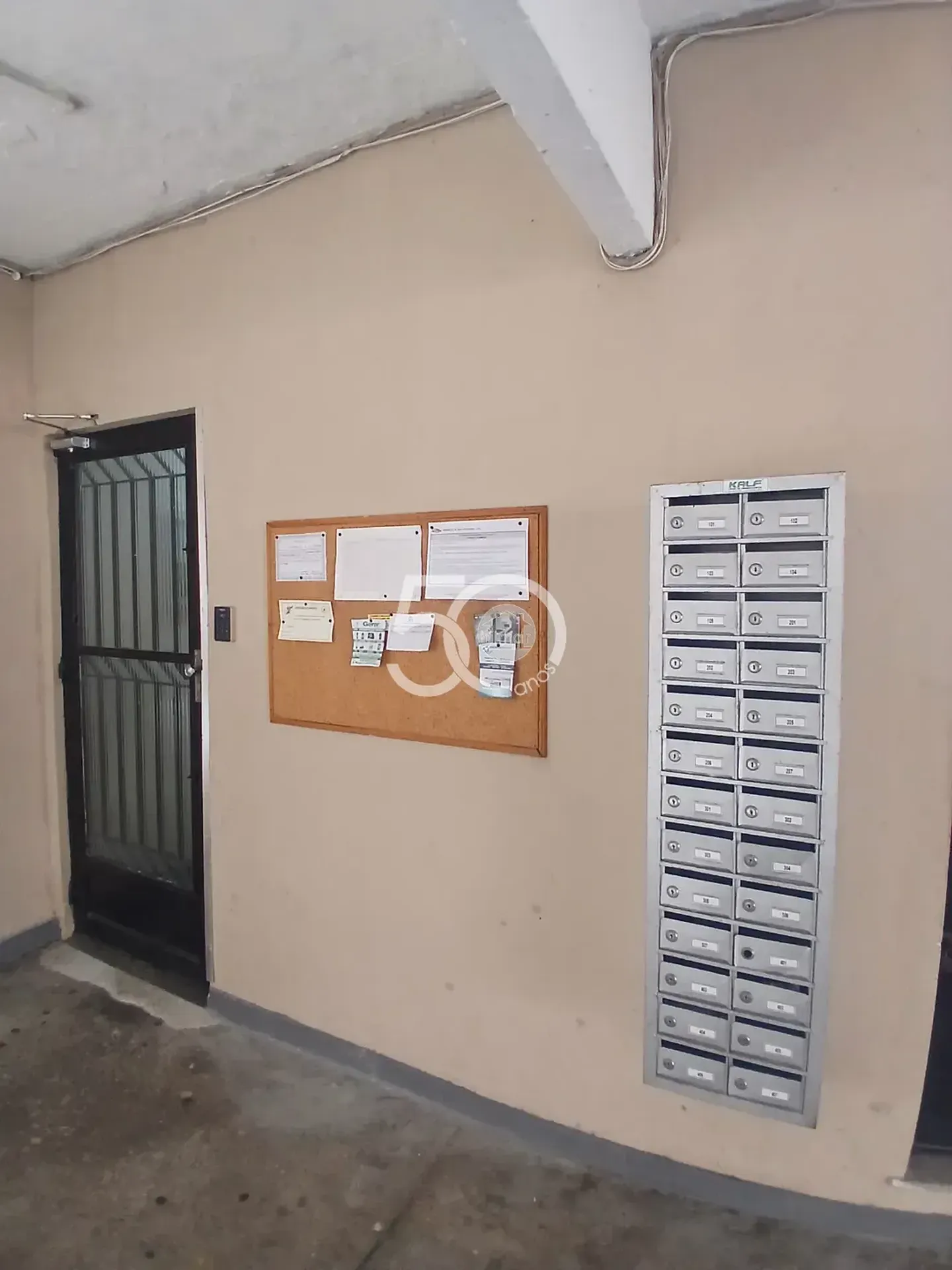 Apartamento de 2 quartos em condomínio com piscina — photo 13