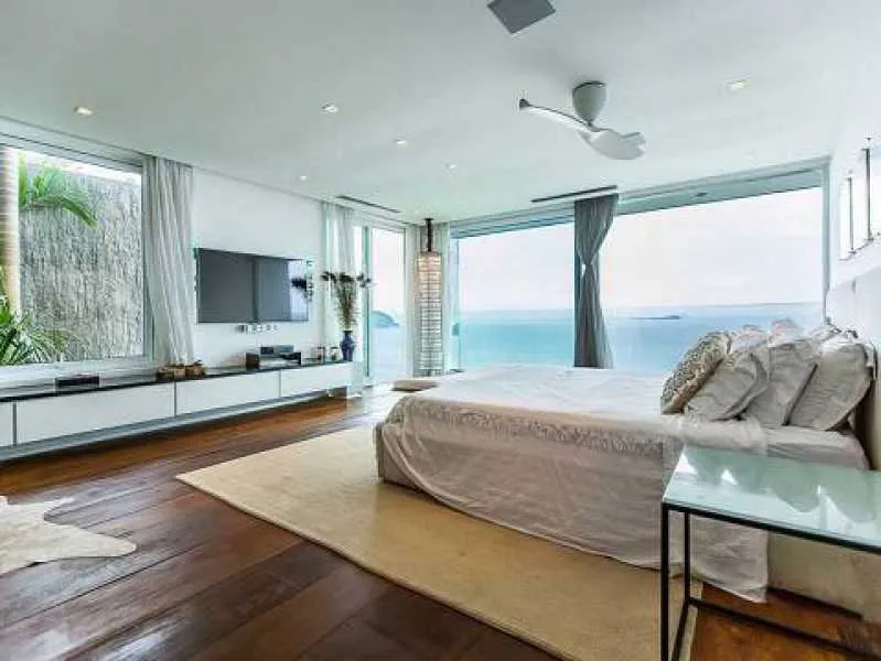 Furnished triplex house with open-plan kitchen and 5 baths — photo 8