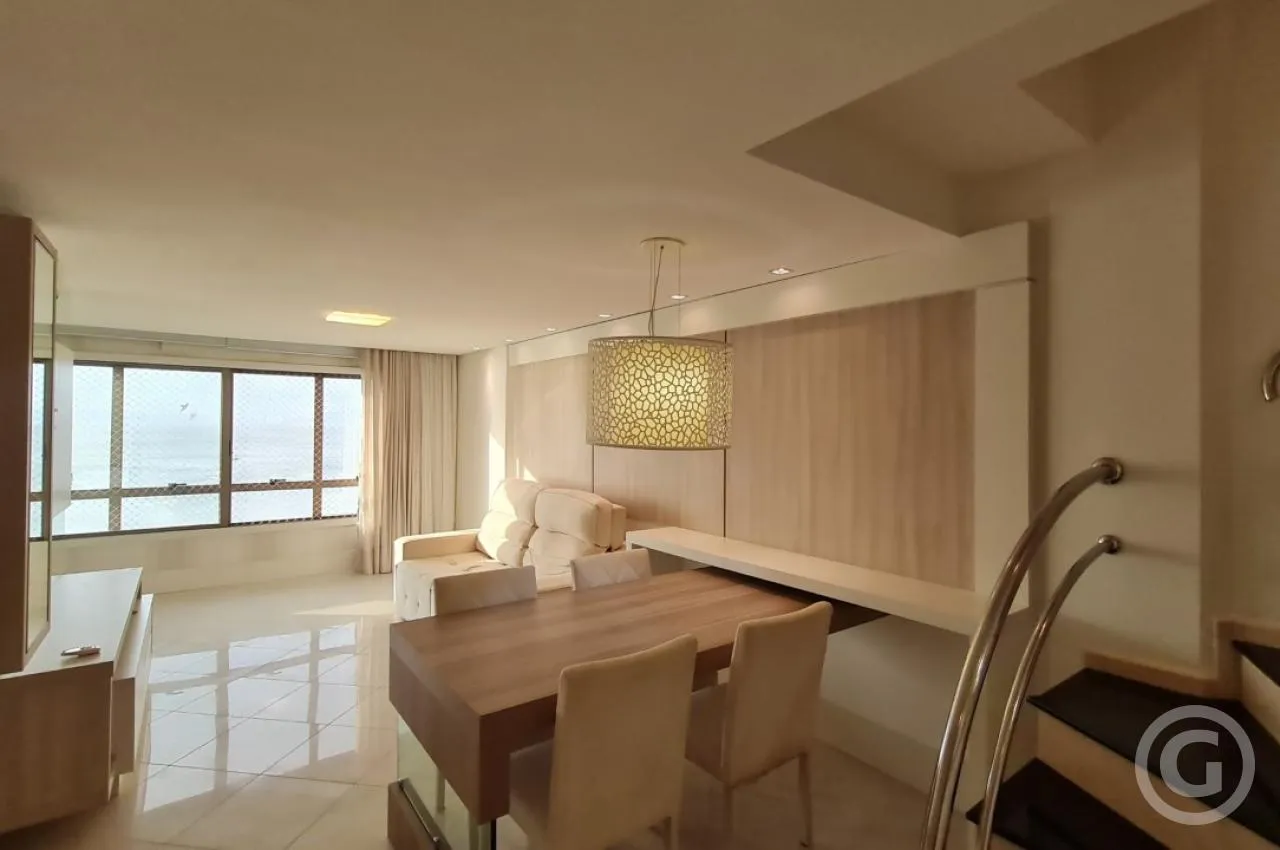 2-bedroom apartment with a water view in Florianópolis