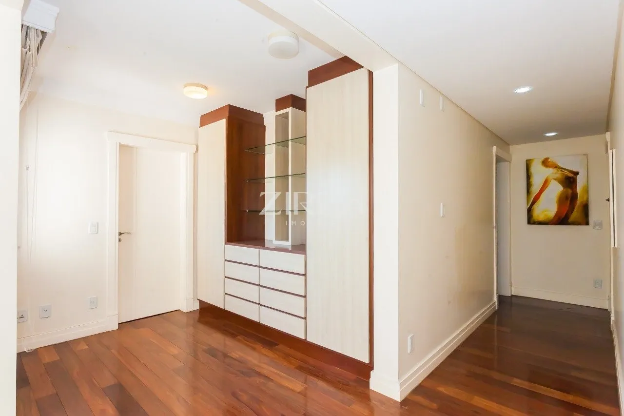 Gated house with 4 en-suite bedrooms and 431 m² — photo 23