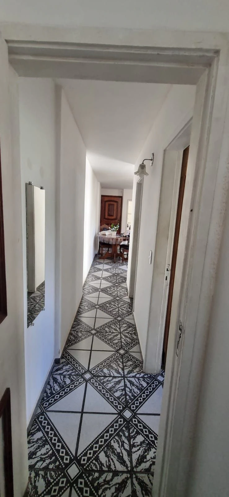 Furnished 2-bedroom apartment with separate kitchen — photo 21