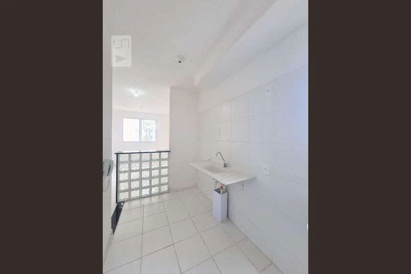 Apartamento de 2 quartos com cozinha separada e 40 m² — photo 18