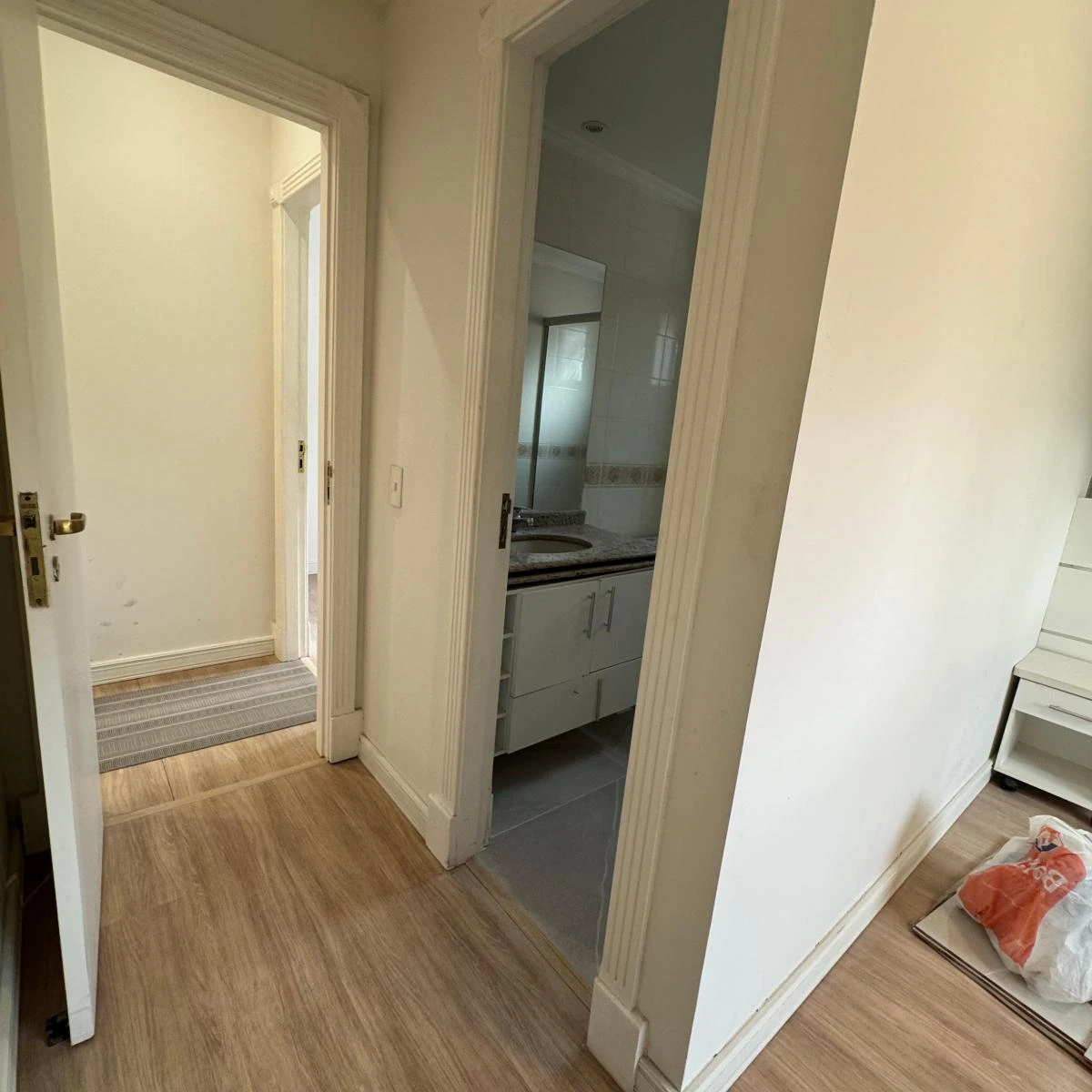 3-bedroom apartment with an en-suite and gas kitchen — photo 33