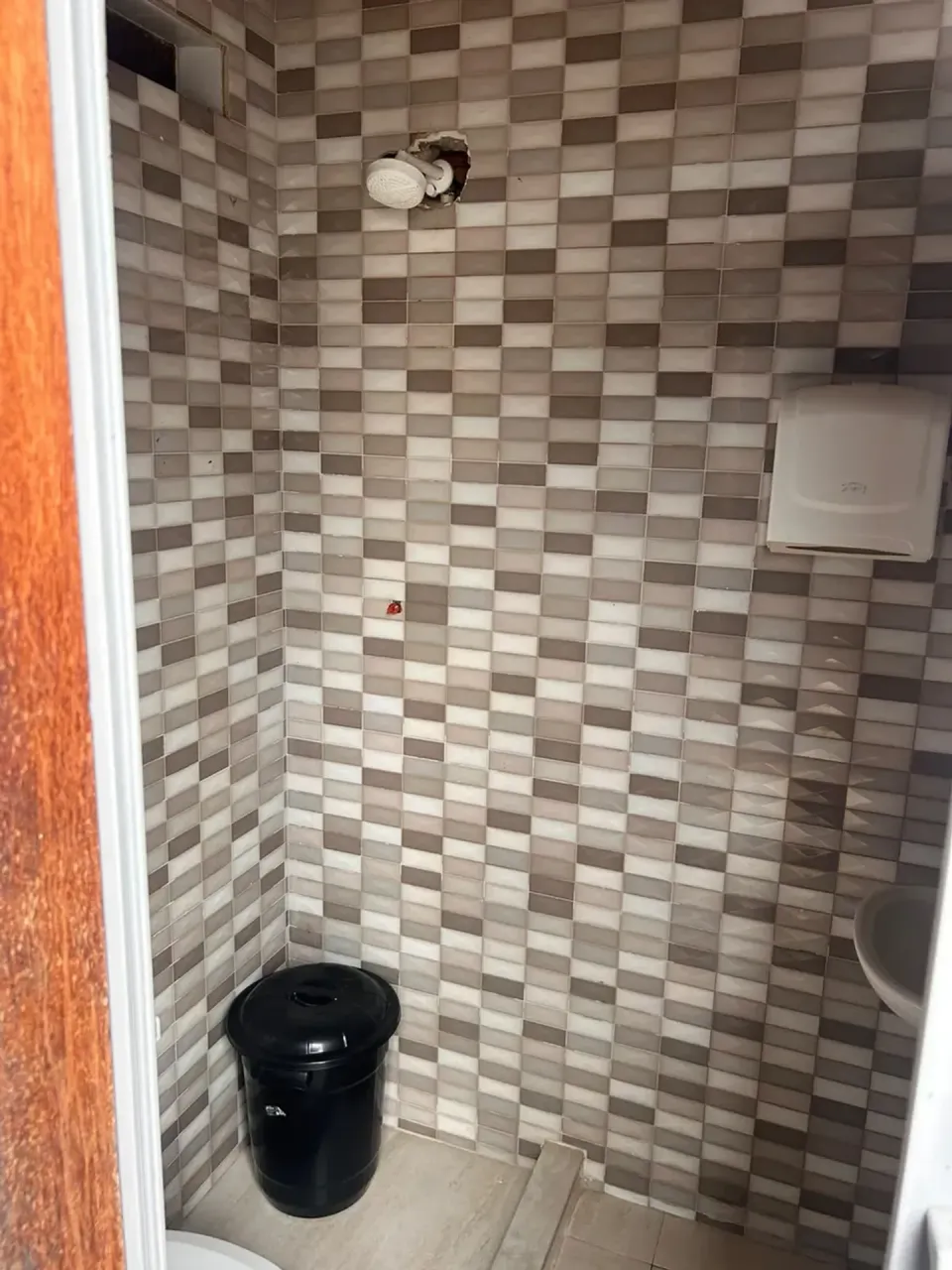 Washing machine in a 5-bedroom house, 314 m² — photo 2