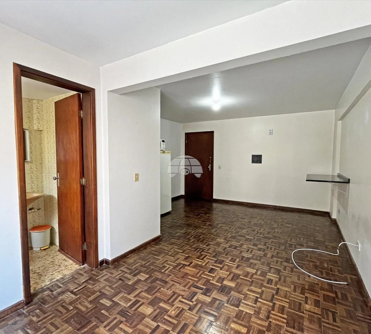 Departamento con piso de madera o laminado en Curitiba — photo 4