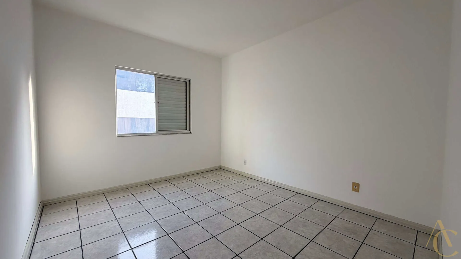 2-bedroom apartment with 1 bath and 50 m² — photo 13