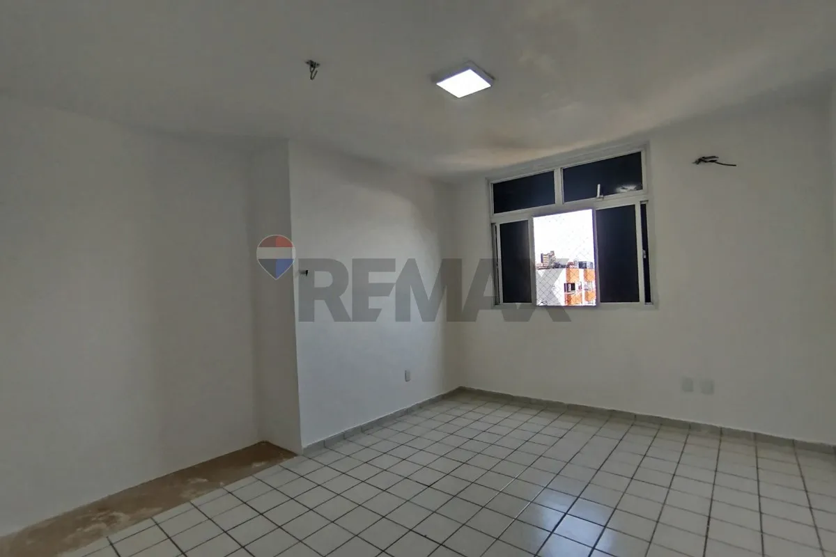 3-bedroom apartment with a closed kitchen and 160 m² — photo 21