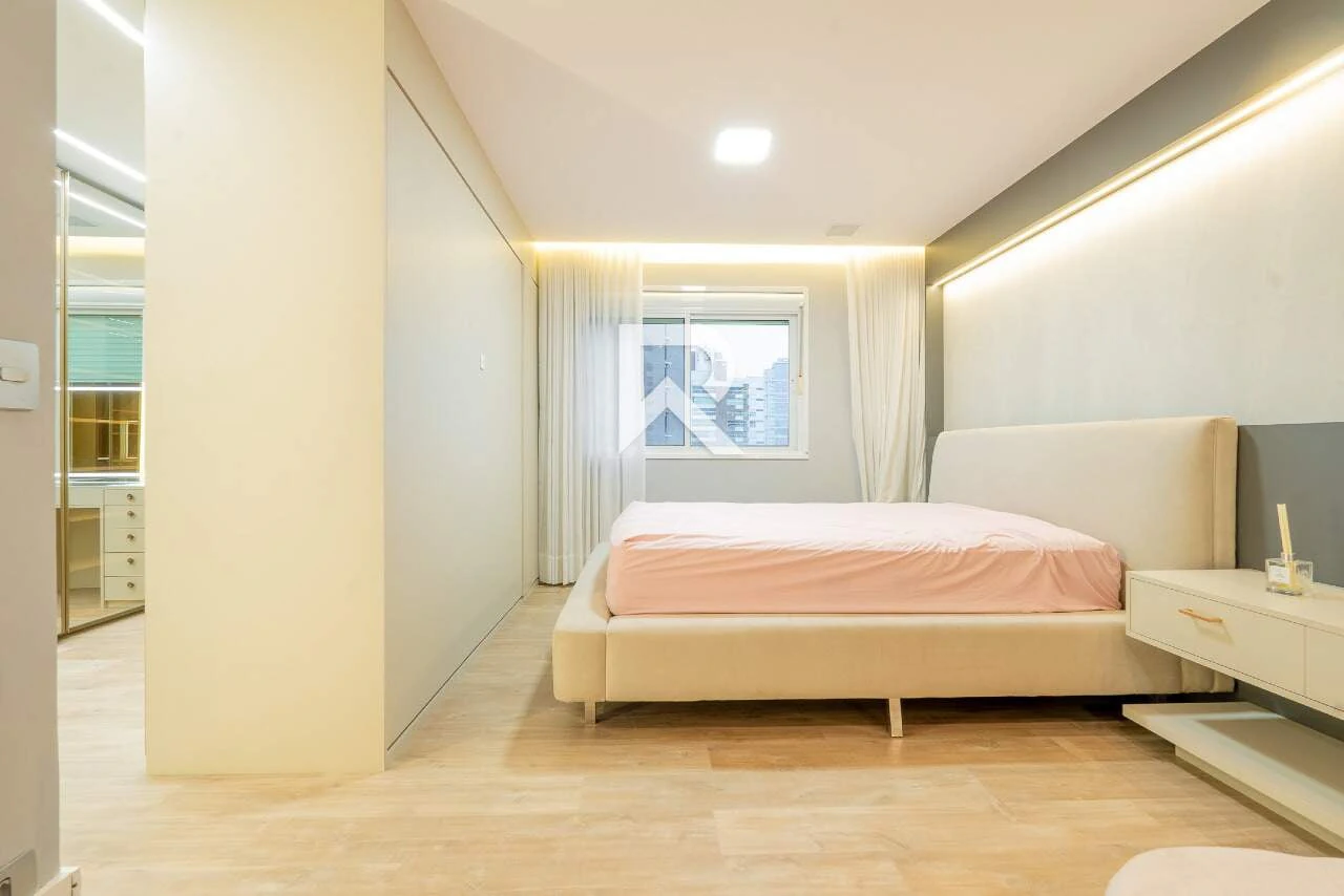 3-bedroom apartment in a building with a sauna — photo 11