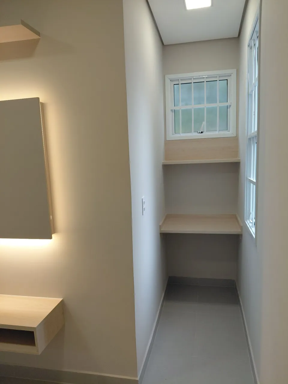 Квартира с 1 спальней без мебели и кухней open-plan — photo 14