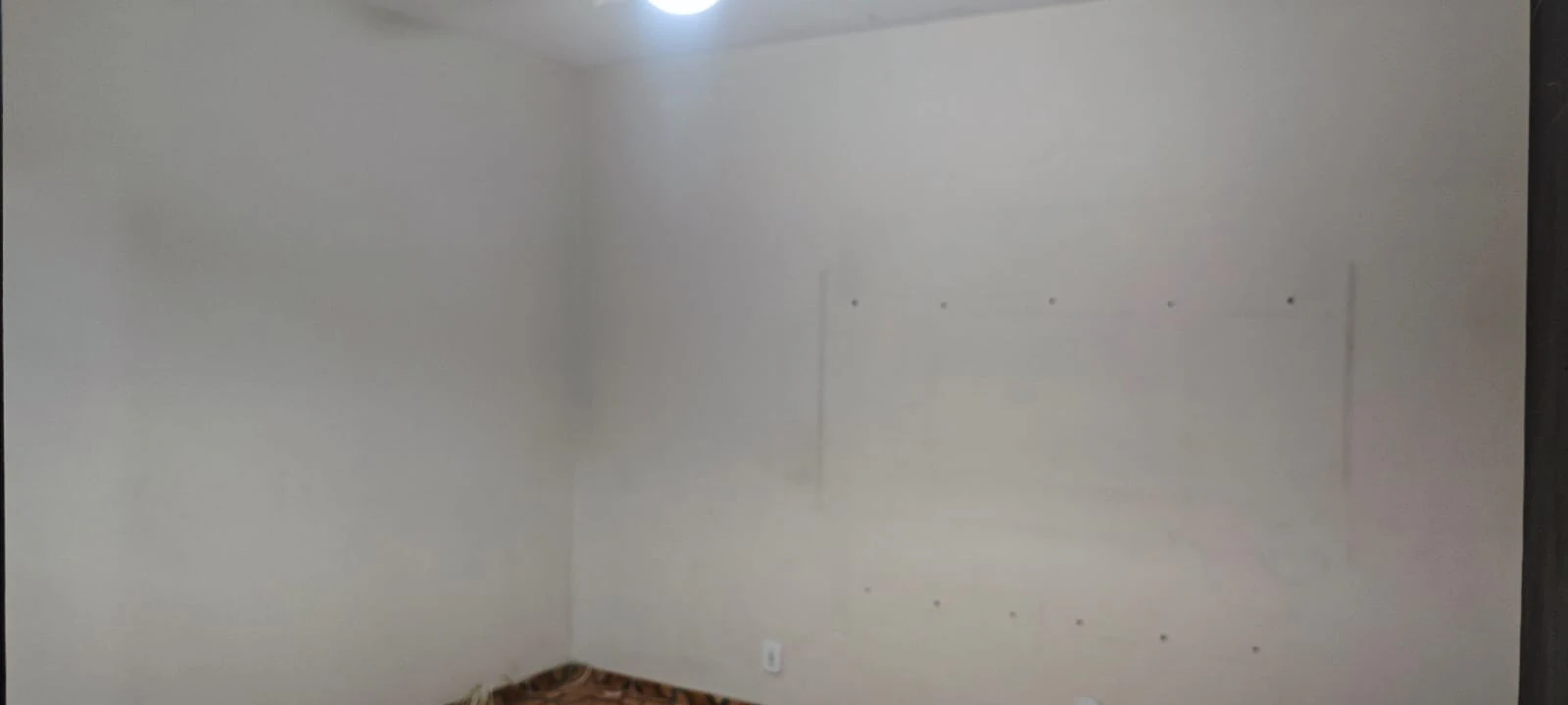 1-bedroom apartment with enclosed kitchen and parking — photo 16