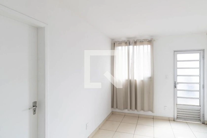 Apartamento para alugar com 2 quartos e vaga de garagem — photo 24