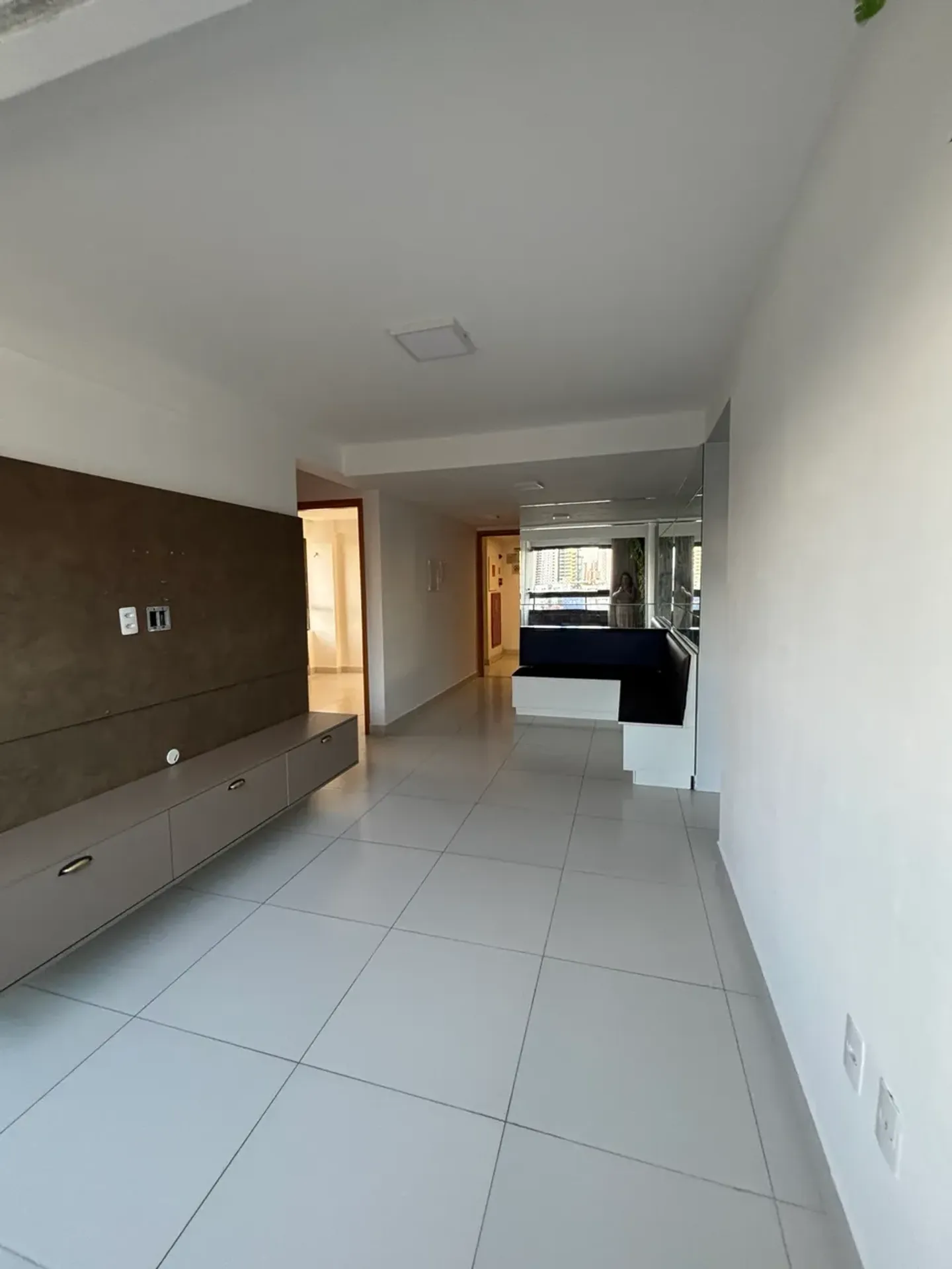 Furnished apartment, 53 m², with a grill on the balcony — photo 12