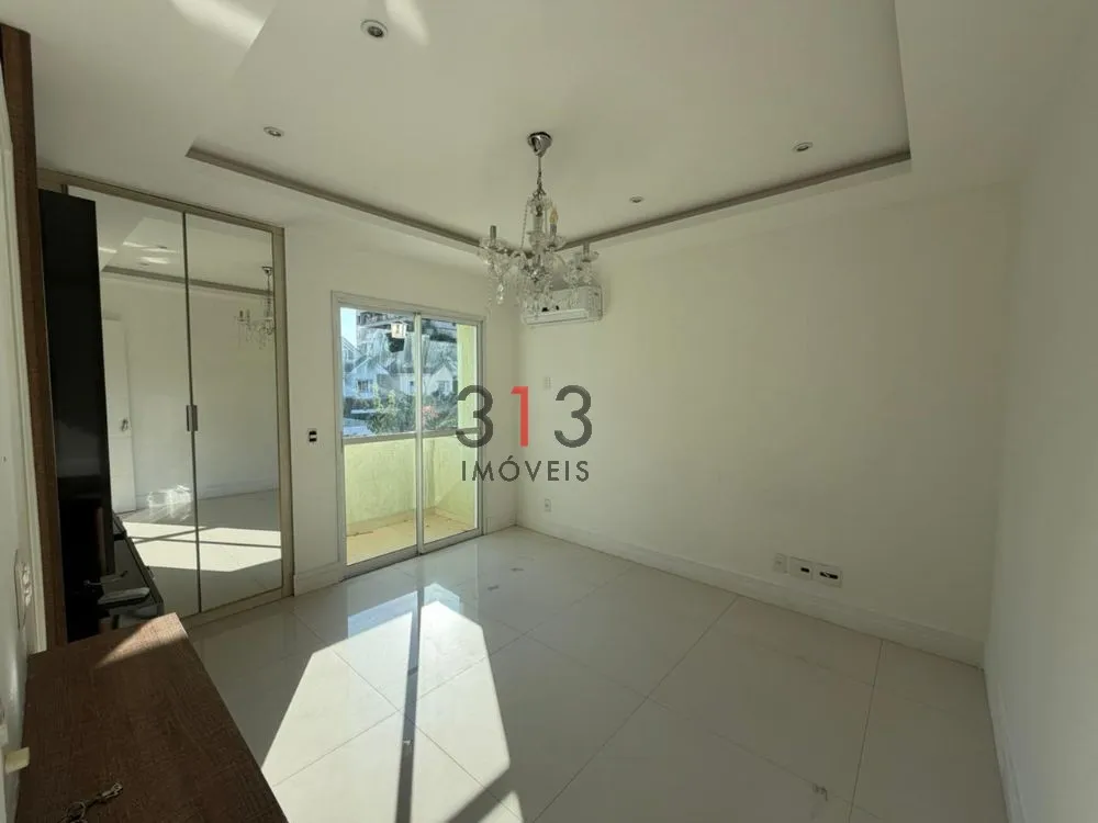 Casa de 198 m² com varanda gourmet e espaço de home office — photo 8
