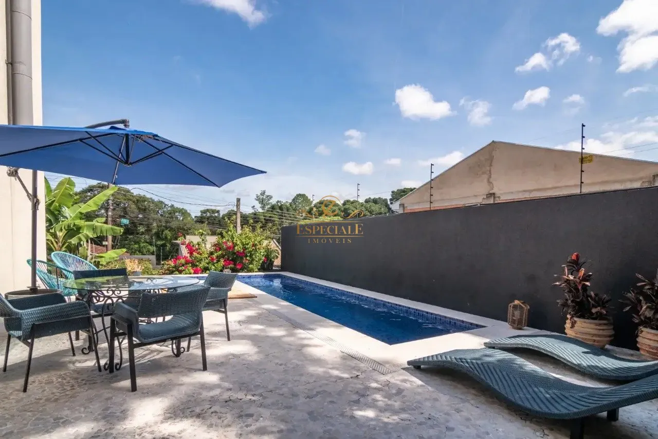 Furnished contemporary house with 3 bedrooms and 540 m² — photo 14