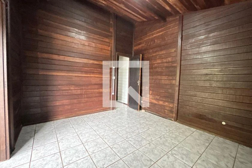 Balcony with a grill in a 3-bedroom house, 100 m² — photo 23