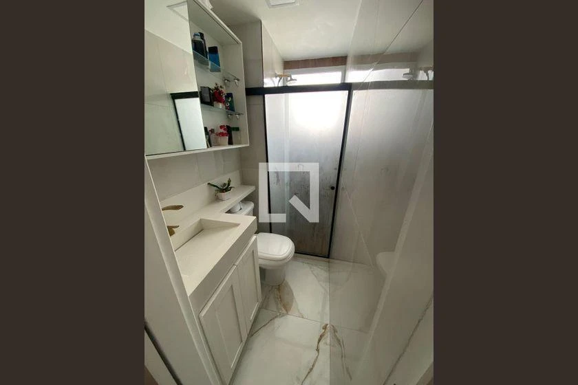 Furnished 2-bedroom apartment with separate kitchen — photo 11