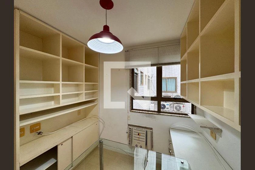 3-bedroom apartment with a home office in Rio de Janeiro — photo 11