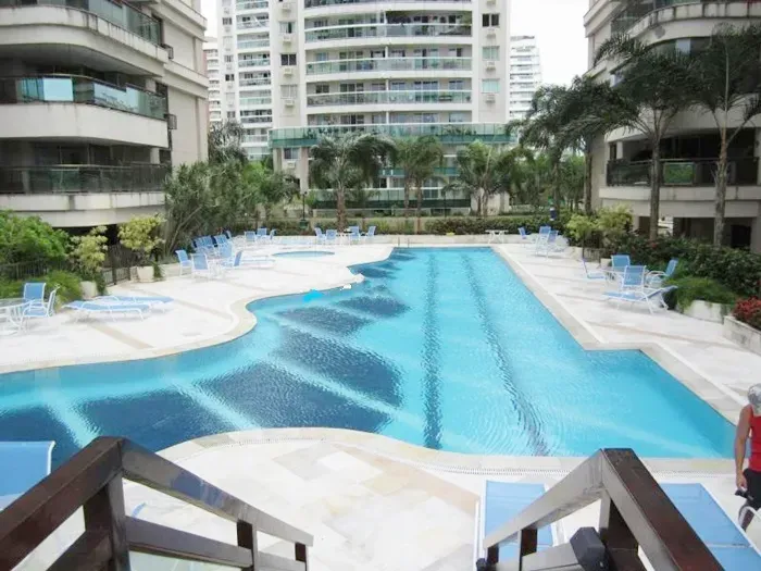 160 m² apartment with a water view and a home office — photo 18