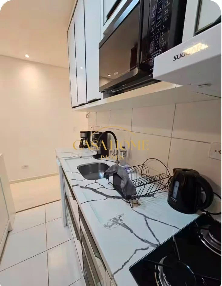 One-bedroom apartment with a home office in Curitiba — photo 12