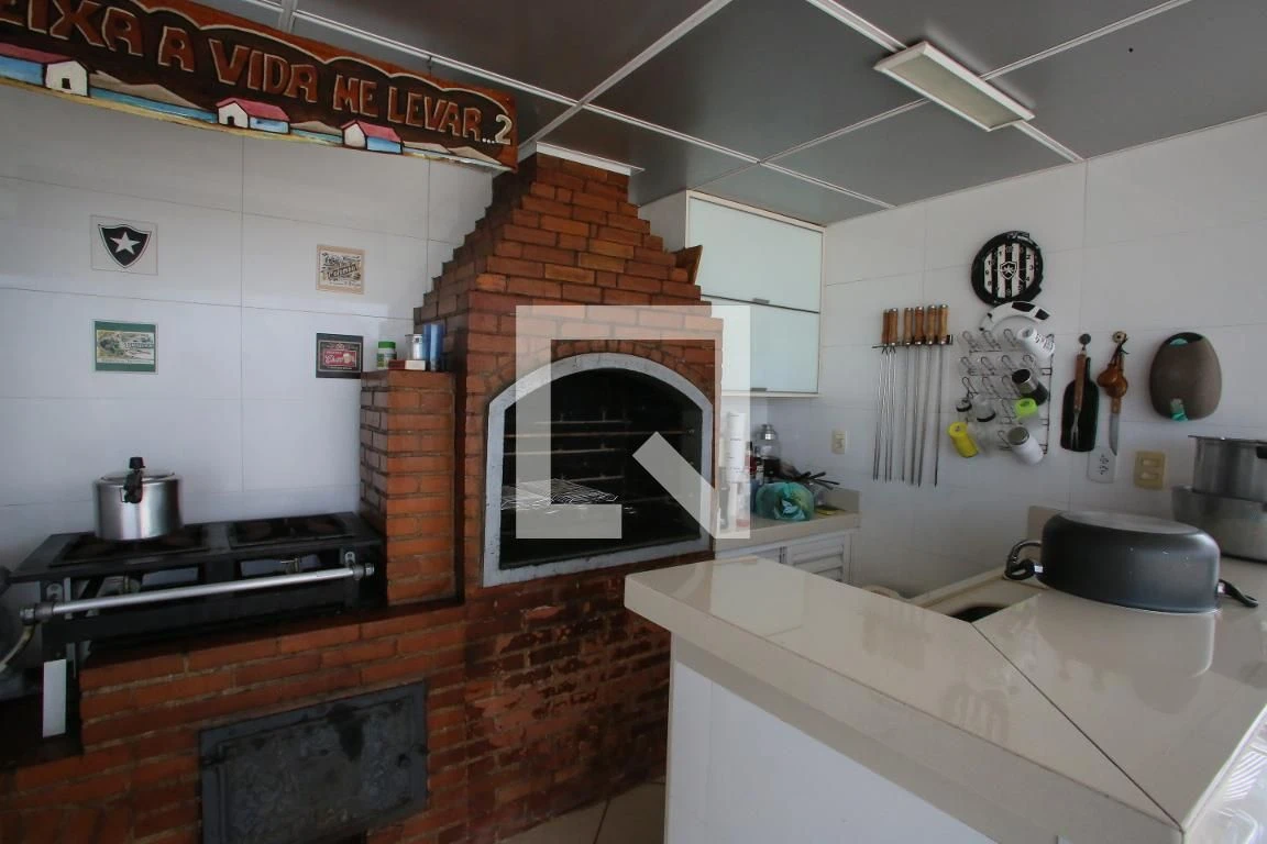Furnished apartment with 3 bedrooms and a closed kitchen — photo 5
