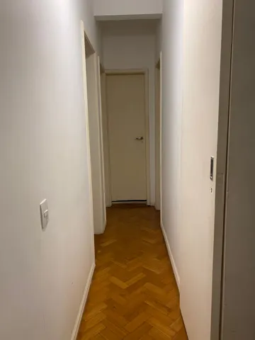 Apartamento mobiliado com cozinha fechada e 3 quartos — photo 7