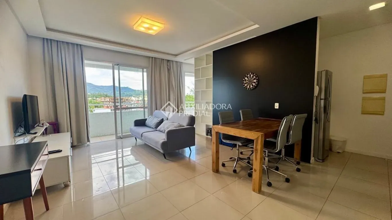 Квартира 60 м² с видом на горы и рабочим местом — photo 9