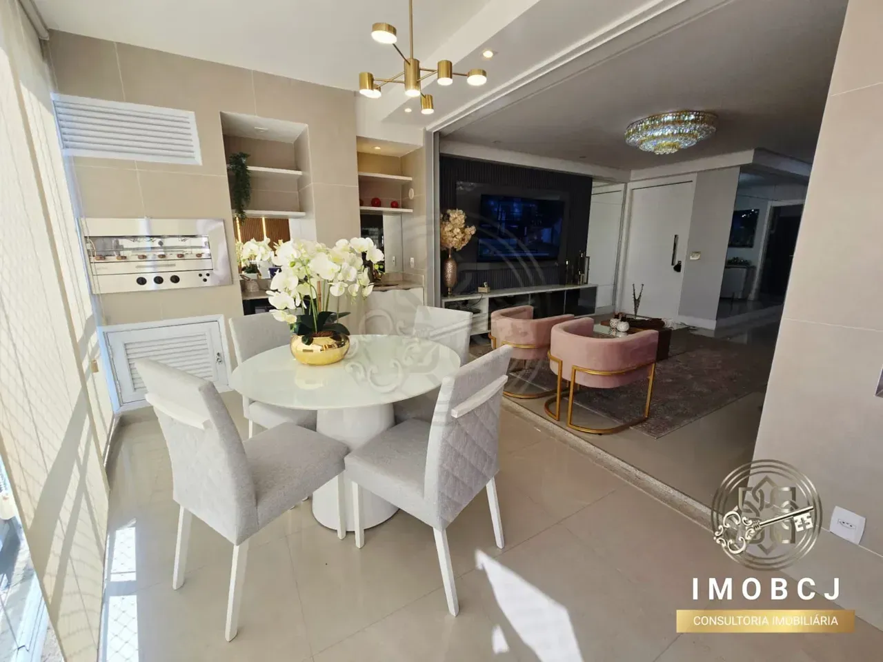 Apartamento mobiliado com 3 quartos e 146 m² — photo 11