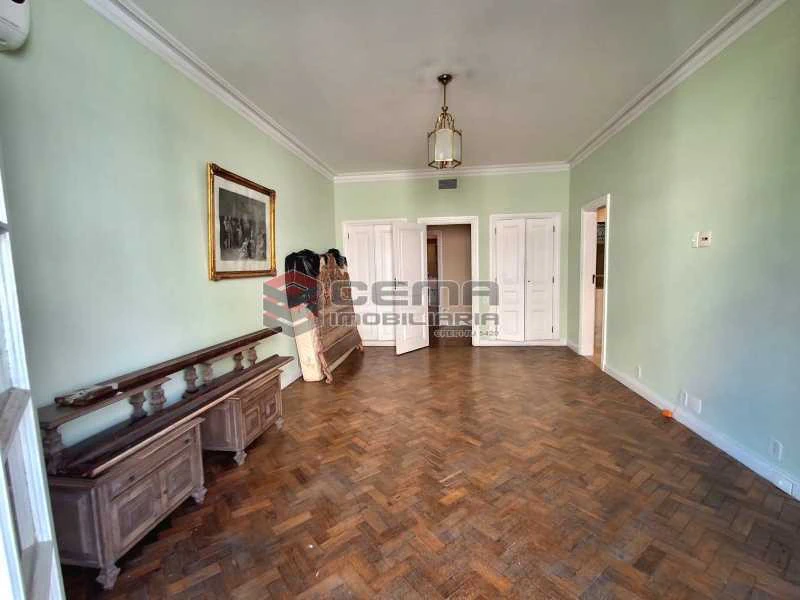 Apartamento de 4 quartos com 414 m² e varanda — photo 16