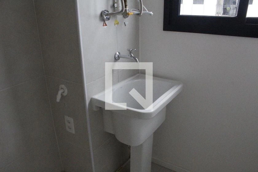 Apartamento de 43 m² com 2 quartos e varanda — photo 3