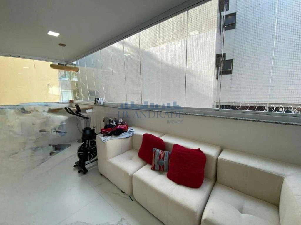 Apartamento mobiliado de 111 m² com varanda em vidro — photo 12