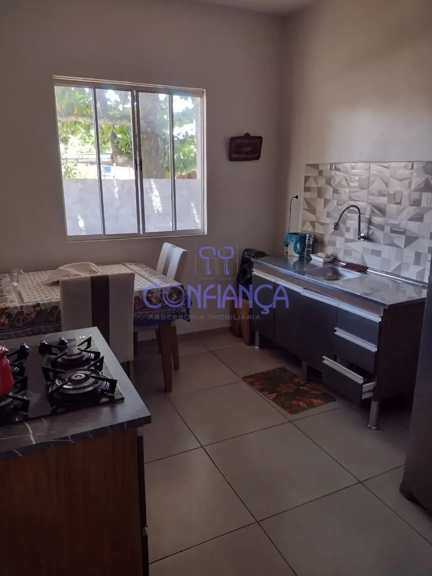 Casa mobiliada com cozinha e fogão a gás — photo 7