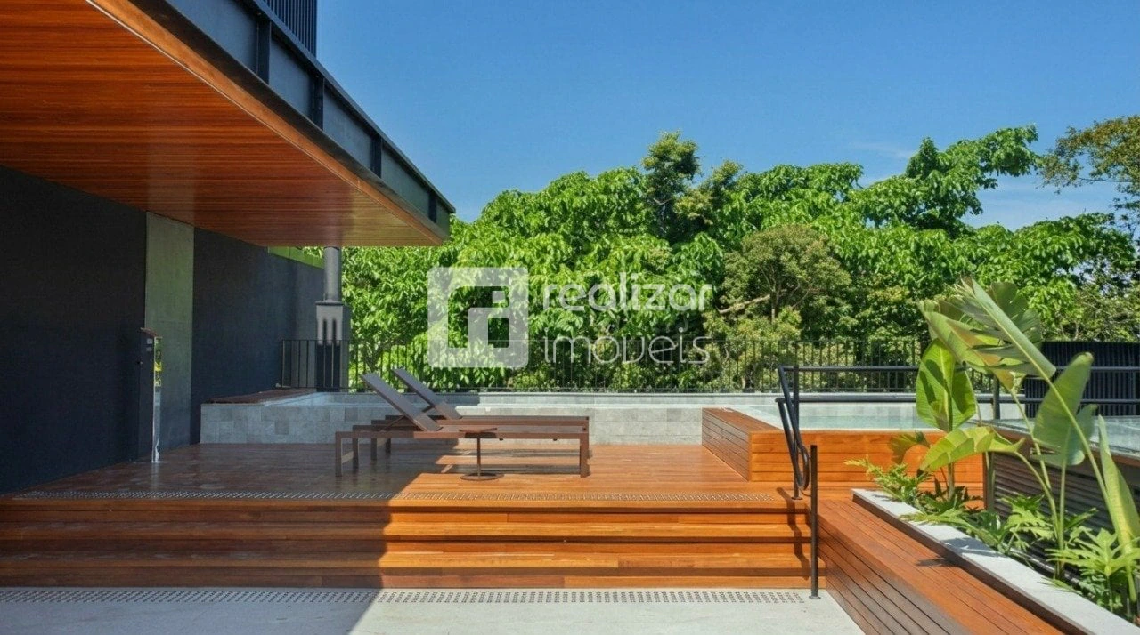 Apartment, 130 m², with floor-to-ceiling windows — photo 6