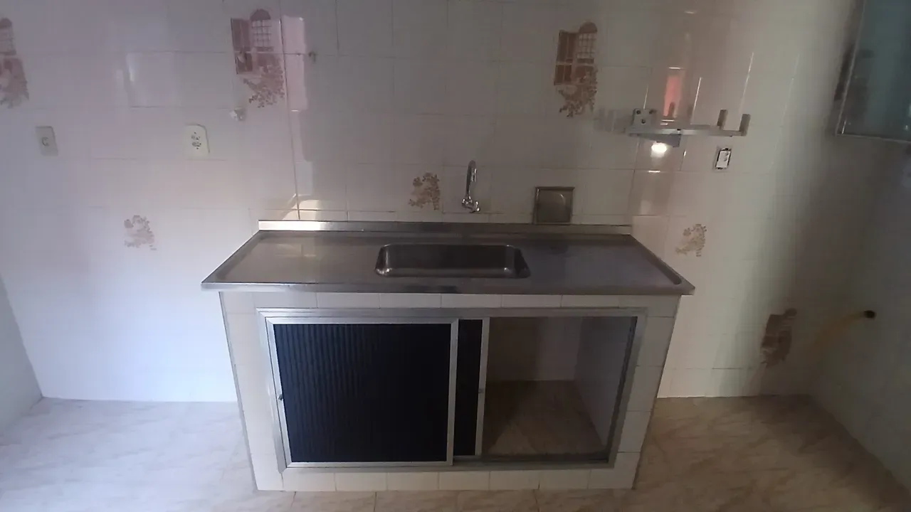 Casa sem mobília com 1 quarto e armários embutidos — photo 9