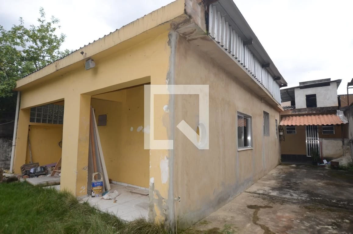 Будинок без меблів із вбудованою кухнею та приватним садом — photo 33