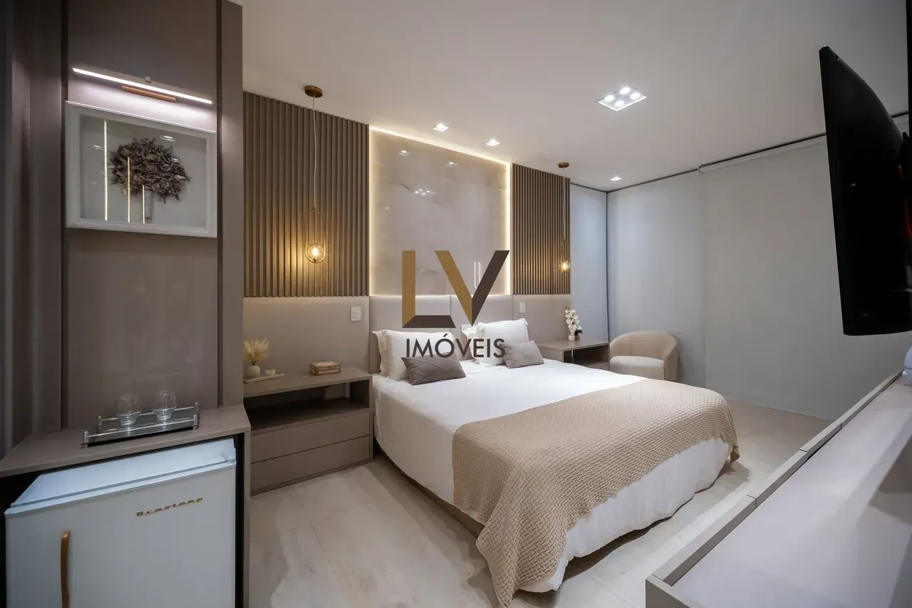 Furnished 4-bedroom apartment with open-plan kitchen — photo 21