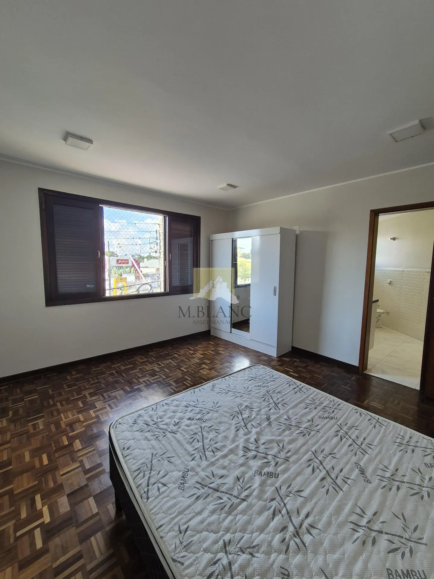 Washing machine in a 2-bedroom apartment, 120 m² — photo 12