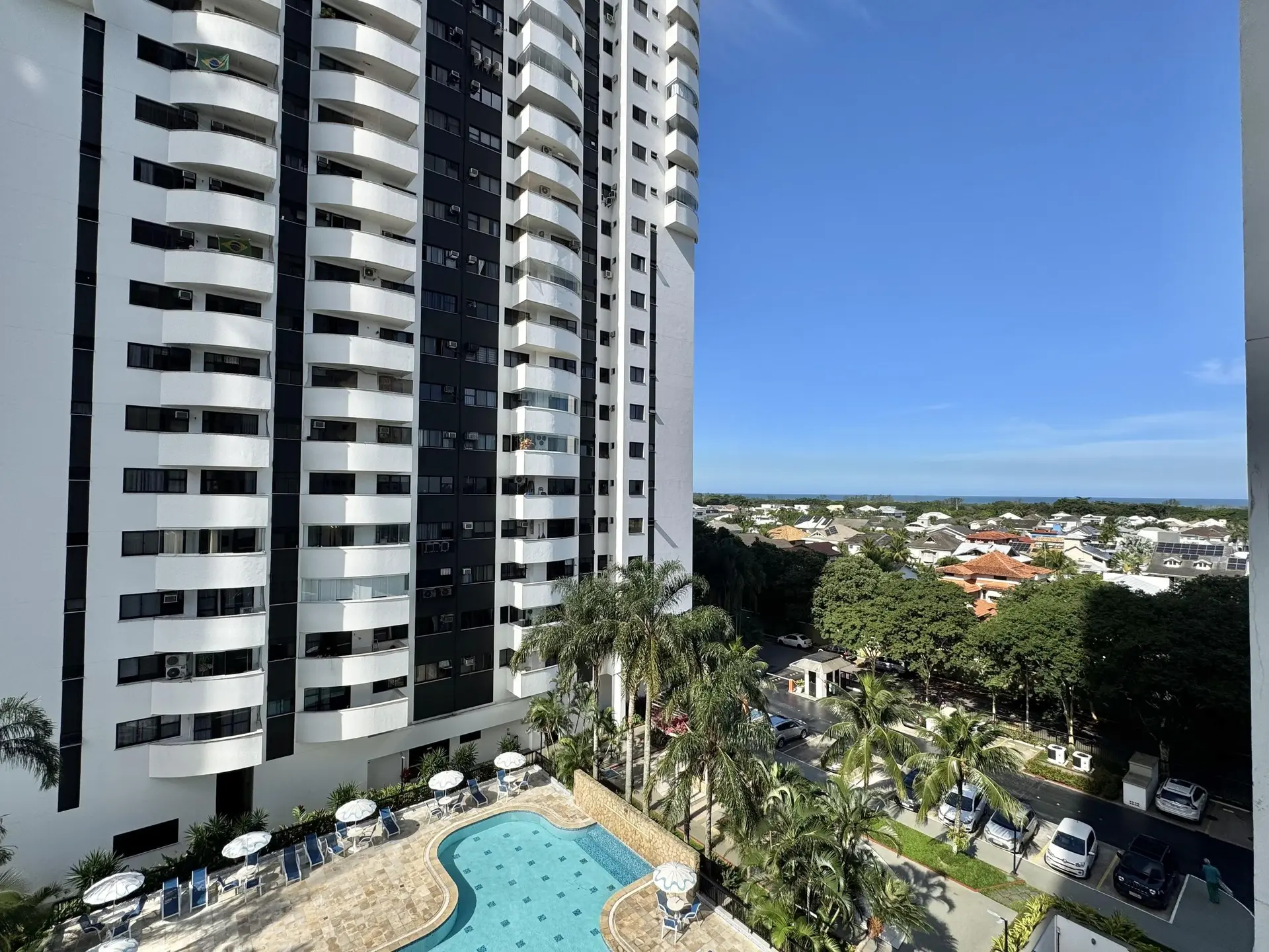 Glass-enclosed balcony in a 2-bedroom apartment, 72 m² — photo 7