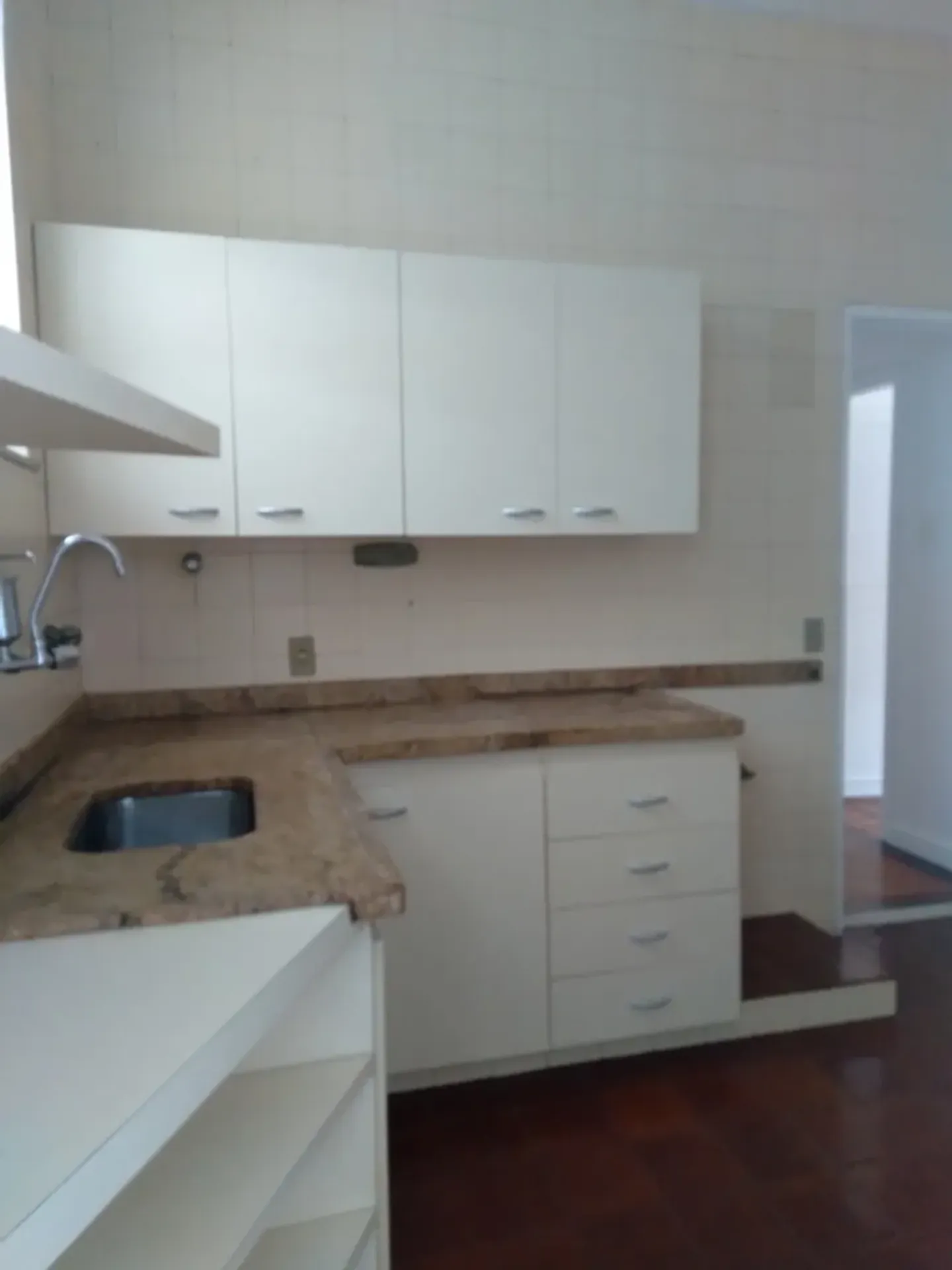 2-bedroom apartment with wood or laminate floors — photo 13