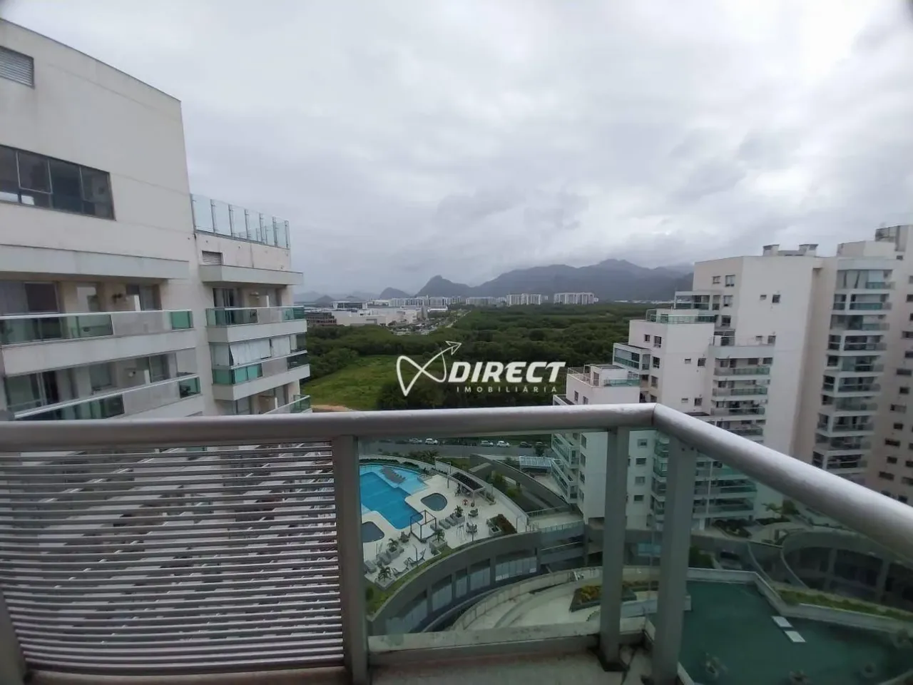 2-bedroom apartment with balcony and enclosed kitchen — photo 16