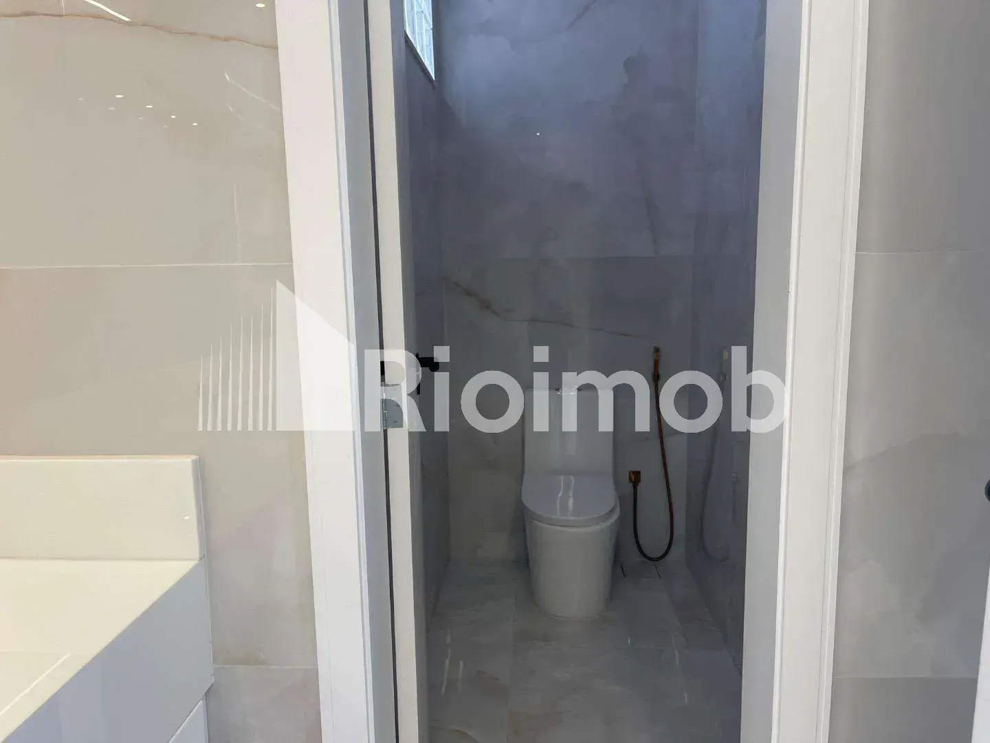 Будинок із кухнею відкритого планування та 5 спальнями 490 м² — photo 33