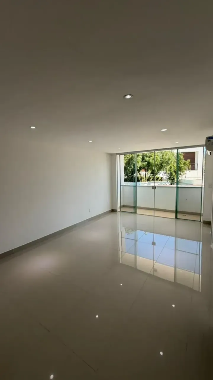 House with 5 bedrooms and 5 bathrooms, mountain view — photo 15