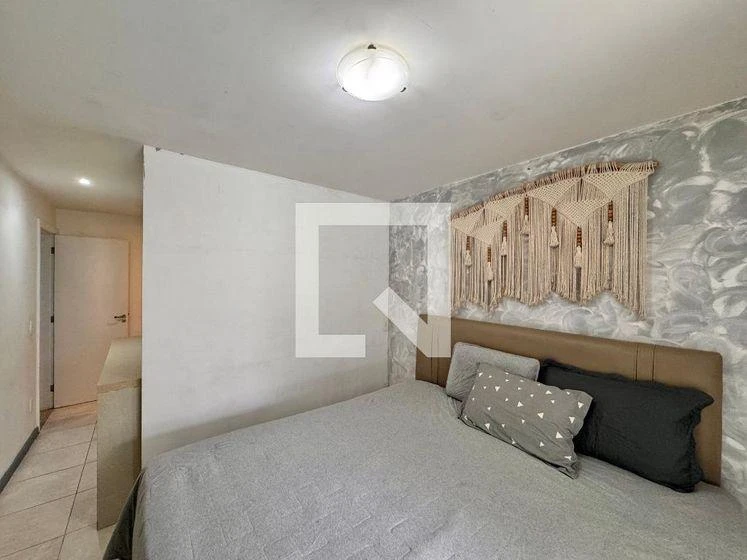 Furnished apartment, 132 m², with a glass-enclosed balcony — photo 26