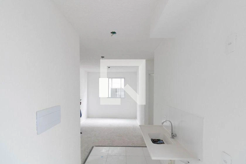 2-bedroom apartment in a building with a gym — photo 33