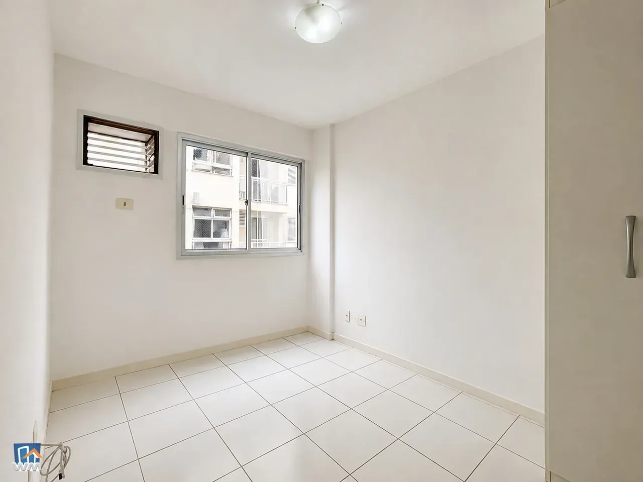 2-bedroom apartment with balcony and separate kitchen — photo 16