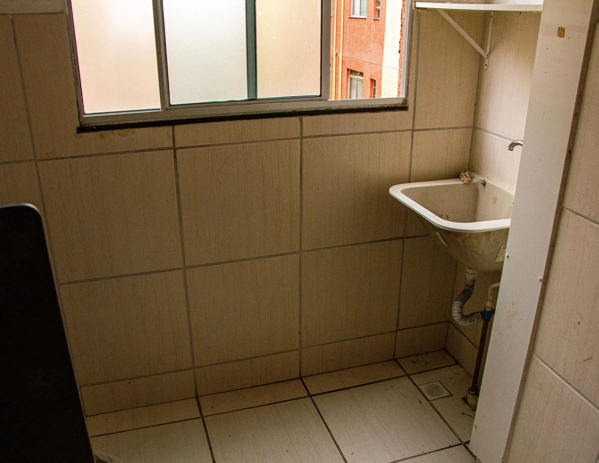 Unfurnished 2-bedroom apartment with pets allowed — photo 10