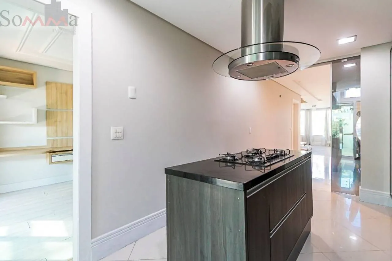 Furnished house, 323 m², with a bathtub — photo 10